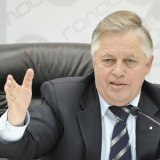 Новости КПУ. Петр Симоненко: Следуя логике принятого закона, вновь образованная Православная церковь Украины должна именоваться не иначе как Фанарская, по месту ее “духовного центра”